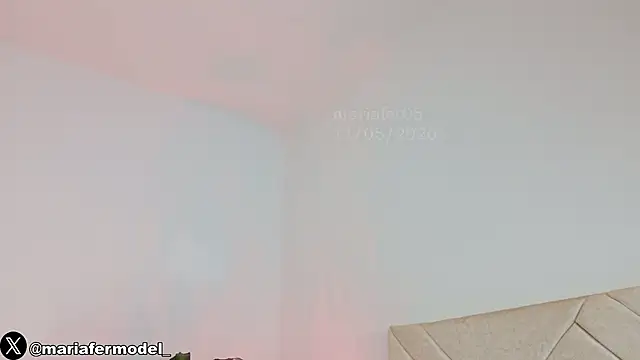 Mariafer05 online show from 05-12-26, 04:35
