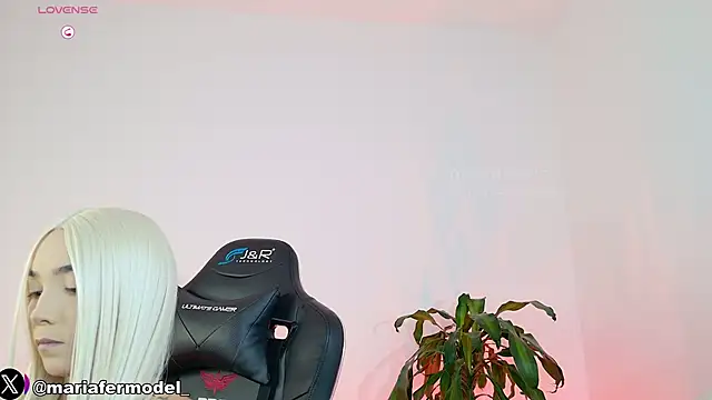 Mariafer05 online show from 05-21-26, 04:04