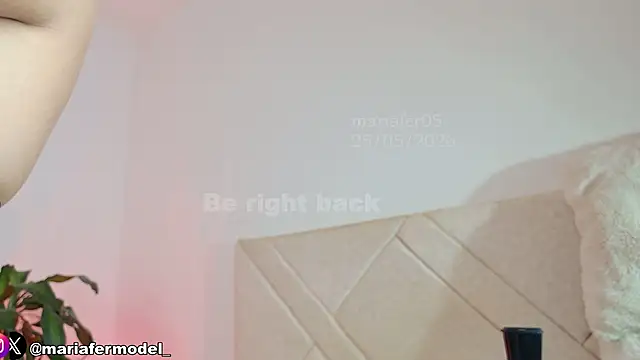 Mariafer05 online show from 05-25-26, 04:38