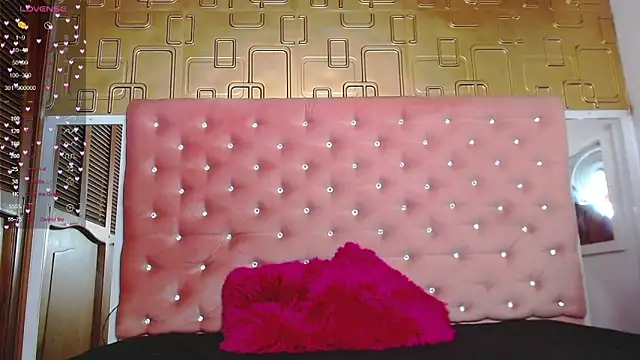 Molly gomez  online show from 02-19-25, 07:26