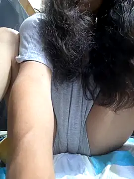 Snapshot of LunaDrago chatting on 02-17-26, 04:26 LunaDrago online show from 02-17-26, 04:26