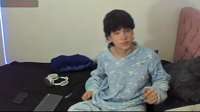 blue baby20 online show from 03-06-25, 02:19