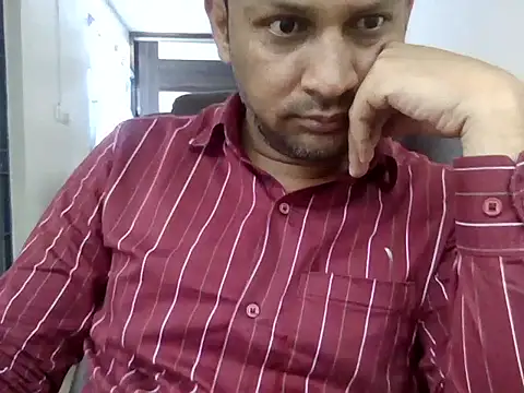 Snapshot of NiceBoy9099 chatting on 05-06-26, 05:44 NiceBoy9099 online show from 05-06-26, 05:44