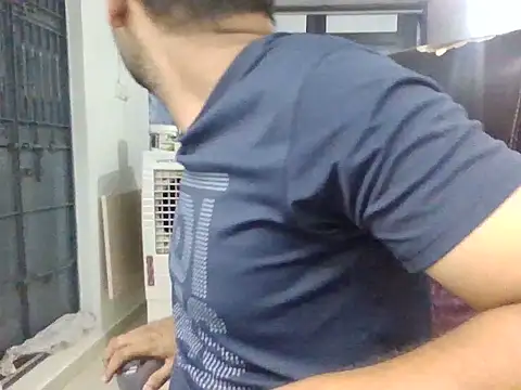 Snapshot of NiceBoy9099 chatting on 04-28-26, 05:06 NiceBoy9099 online show from 04-28-26, 05:06