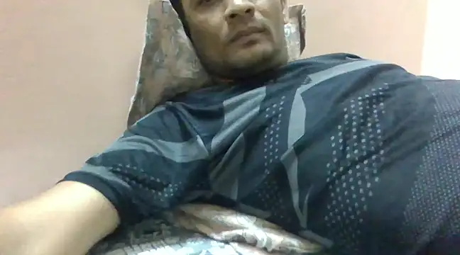 Snapshot of NiceBoy9099 chatting on 12-20-24, 12:05 NiceBoy9099 online show from 12-20-24, 12:05