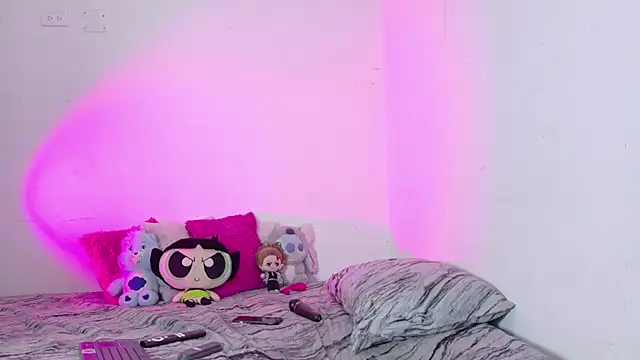 KetraWesttt online show from 11-25-25, 09:15