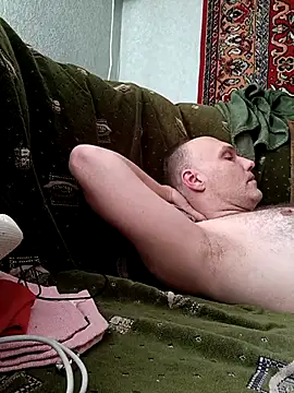 Pineapple04 online show from 03-28-26, 06:58