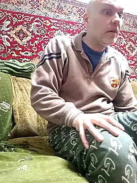 Pineapple04 online show from 04-14-26, 06:57