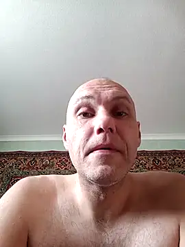 Snapshot of Pineapple04 chatting on 10-19-25, 05:43 Pineapple04 online show from 10-19-25, 05:43