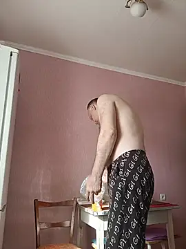 Pineapple04 online show from 05-30-26, 04:30