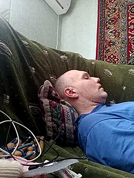 Pineapple04 online show from 04-15-26, 07:58