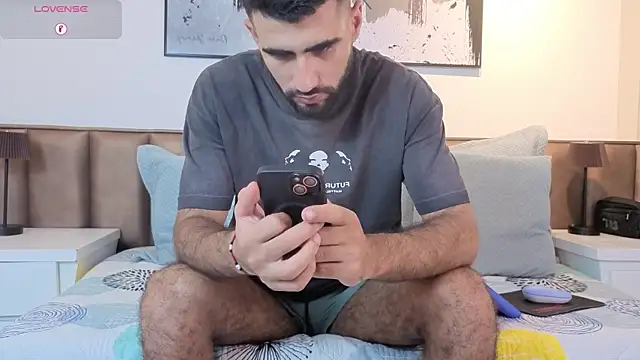 Ethan  Walker online show from 04-16-26, 07:14