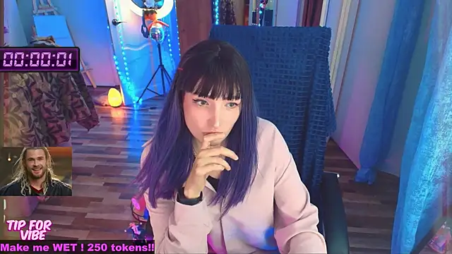 Toxic Ellies online show from 10-11-25, 01:23