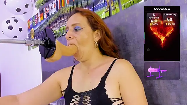 Snapshot of Issys_milf chatting on 06-16-26, 08:09 Issys milf online show from 06-16-26, 08:09