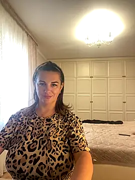 Dina0908 online show from 10-27-25, 11:11