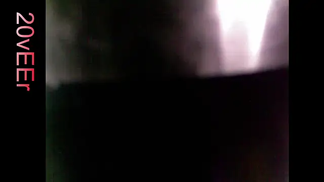 Snapshot of 20vEEr chatting on 10-08-25, 06:48 20vEEr online show from 10-08-25, 06:48