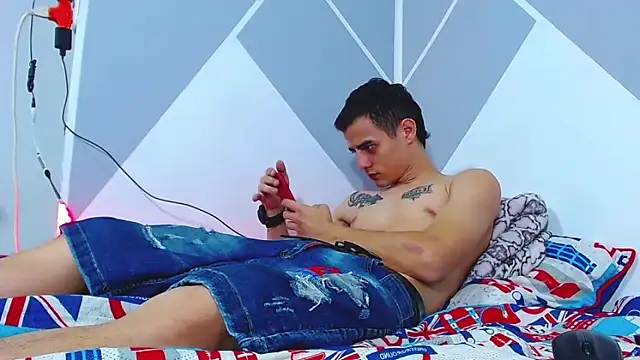 ADAM HOT online show from 06-14-26, 01:24