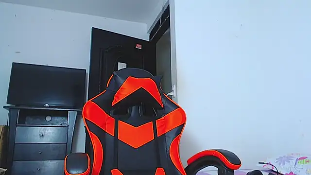 ADAM HOT online show from 12-18-25, 12:38