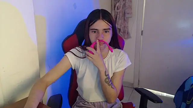 Maximesex online show from 06-22-26, 01:41