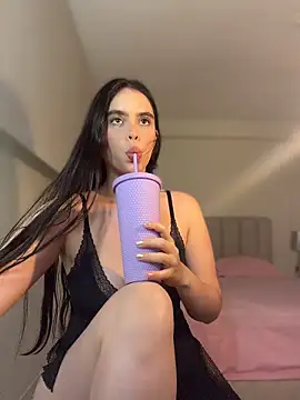 Mavi Coless online show from 06-27-26, 01:33