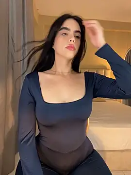 Snapshot of Mavi_Coless chatting on 10-04-25, 01:40 Mavi Coless online show from 10-04-25, 01:40