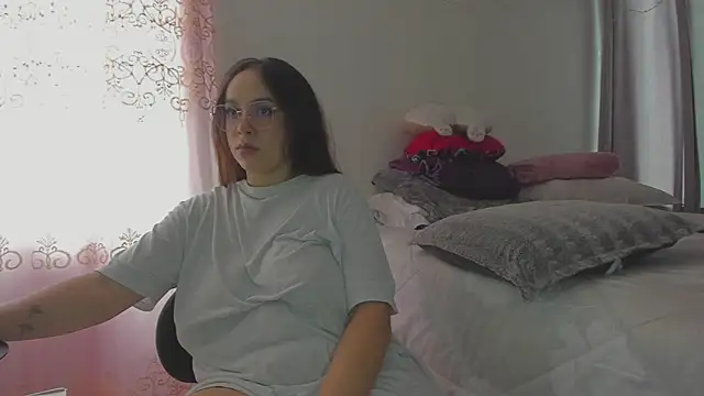 HARLEYNAPIER online show from 04-07-26, 06:54