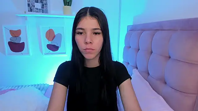 sofi cute01 online show from 01-13-25, 03:23