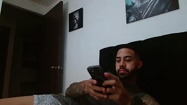 Hendry  online show from 02-21-25, 02:06