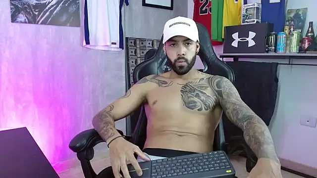 Hendry  online show from 12-21-25, 04:25