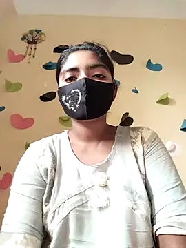 Snapshot of Lina-Rose chatting on 03-09-25, 01:14 Lina-Rose online show from 03-09-25, 01:14