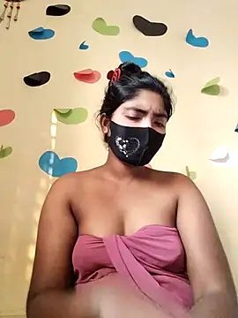 Snapshot of Lina-Rose chatting on 03-10-25, 01:45 Lina-Rose online show from 03-10-25, 01:45