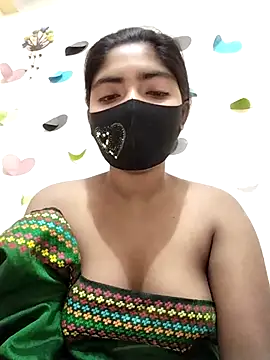 Snapshot of Lina-Rose chatting on 03-11-25, 12:11 Lina-Rose online show from 03-11-25, 12:11