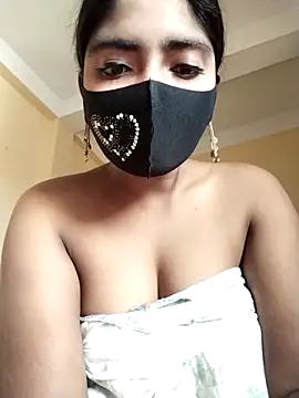Snapshot of Lina-Rose chatting on 03-04-25, 03:22 Lina-Rose online show from 03-04-25, 03:22