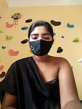 Snapshot of Lina-Rose chatting on 03-23-25, 04:49 Lina-Rose online show from 03-23-25, 04:49