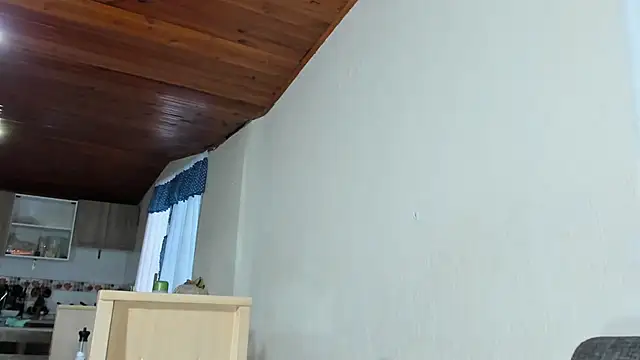 Snapshot of Cuty_sexy_hot chatting on 03-11-26, 11:26 Cuty sexy hot online show from 03-11-26, 11:26