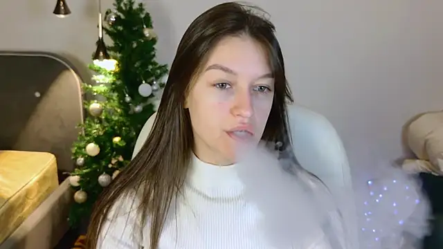 Snapshot of Alice__grace chatting on 01-22-25, 09:32 Alice  grace online show from 01-22-25, 09:32