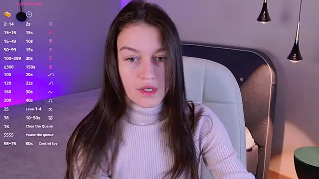 Snapshot of Alice__grace chatting on 01-25-25, 09:46 Alice  grace online show from 01-25-25, 09:46