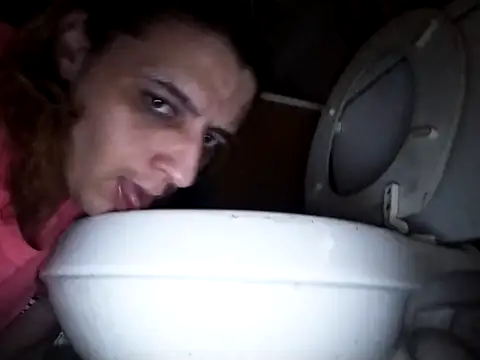 UniqueKorn86 online show from 10-09-25, 07:25