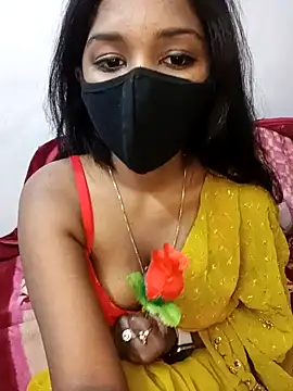 Snapshot of Dear_Noora chatting on 02-08-25, 09:35 Dear Noora online show from 02-08-25, 09:35