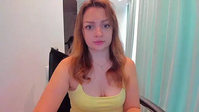 Snapshot of realfairy chatting on 10-10-25, 04:57 realfairy online show from 10-10-25, 04:57