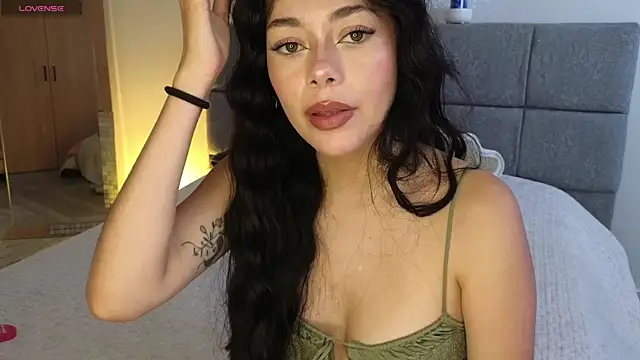 Soffimoon  online show from 04-14-26, 08:25