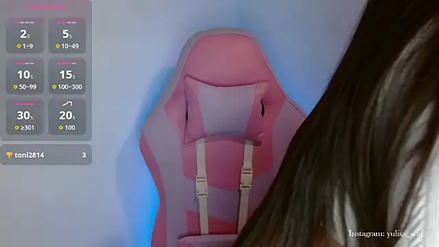 yulissa18 online show from 02-06-26, 03:46