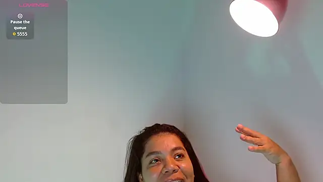 yulissa18 online show from 03-18-26, 01:53