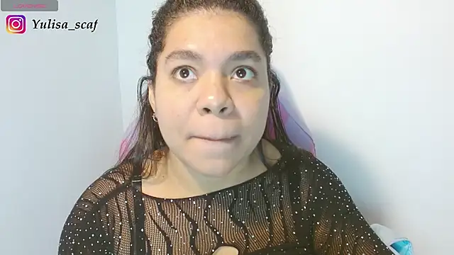 yulissa18 online show from 05-05-26, 12:24