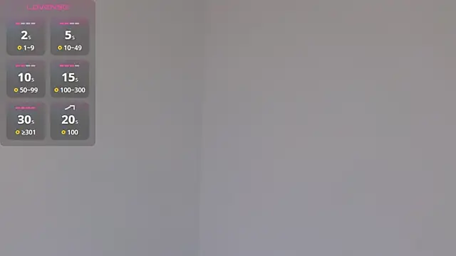 yulissa18 online show from 10-31-25, 09:00