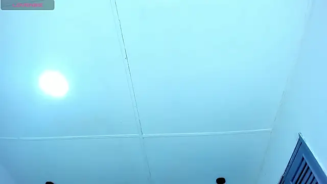 valentina 0  online show from 09-18-25, 04:59