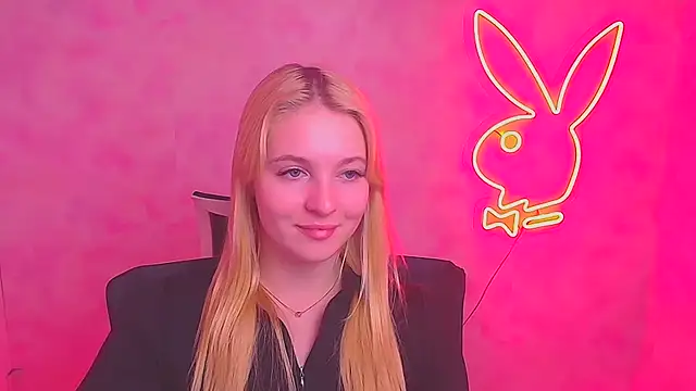 Snapshot of Milka_kiss_ chatting on 02-09-25, 01:46 Milka kiss online show from 02-09-25, 01:46