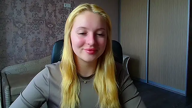 Snapshot of Milka_kiss_ chatting on 06-05-26, 09:48 Milka kiss online show from 06-05-26, 09:48
