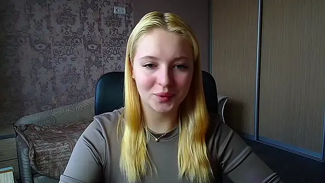 Milka kiss  online show from 03-20-26, 12:17