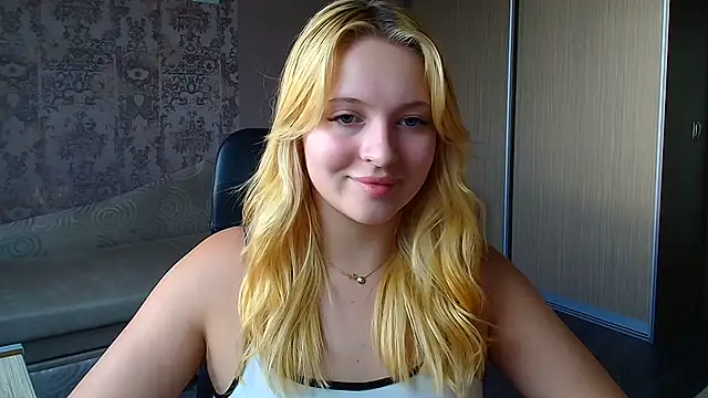 Snapshot of Milka_kiss_ chatting on 07-06-26, 04:09 Milka kiss online show from 07-06-26, 04:09